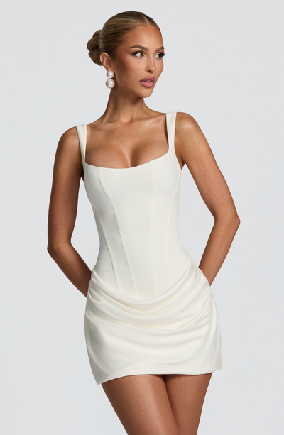 OLIVIA | Hourglass Mini