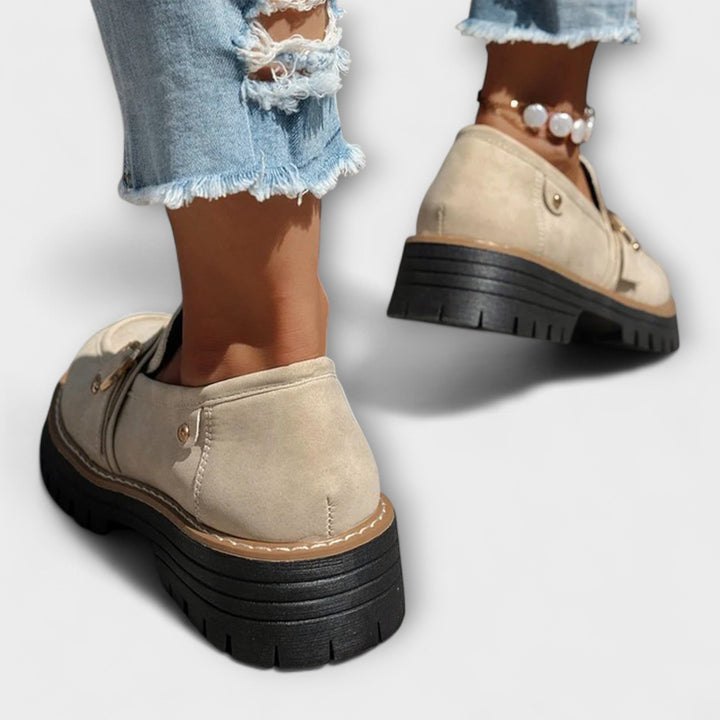 Casual Moccasins With A Rounded Toe
