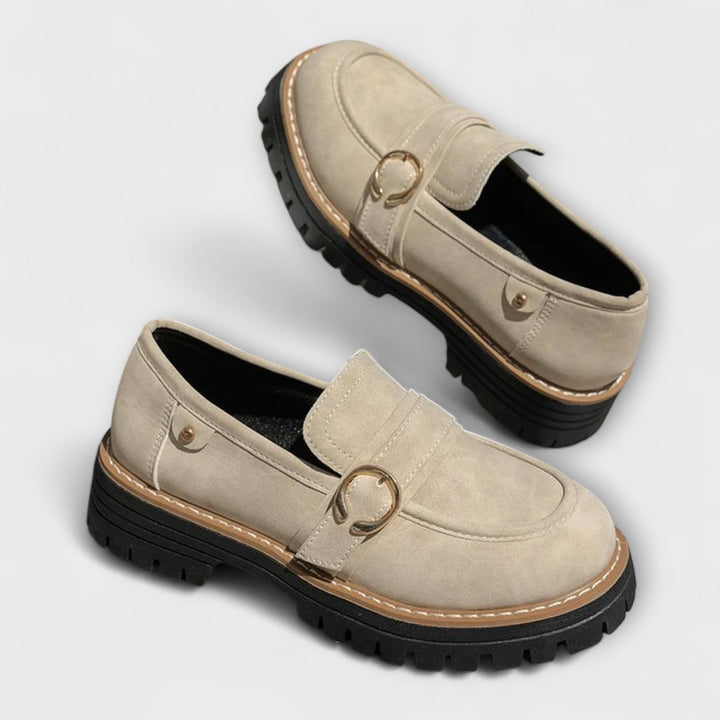 Casual Moccasins With A Rounded Toe